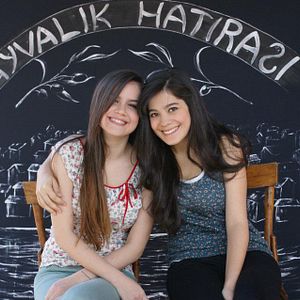 Bilder İki Yaka Bir İsmail