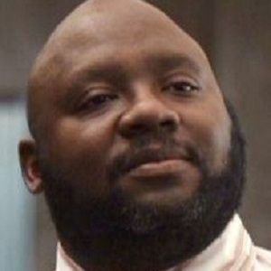 Bilder Lynch R. Travis