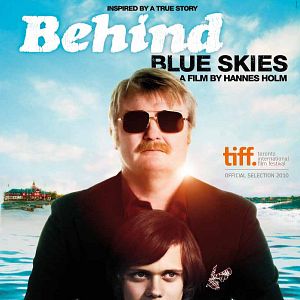 Bilder Behind Blue Skies