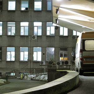 Bilder Sofia's Last Ambulance