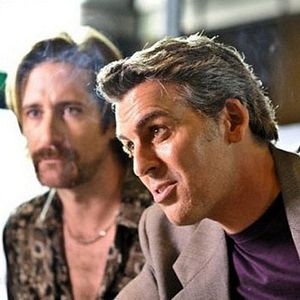 Bilder The Money - Jeder bezahlt seinen Preis!