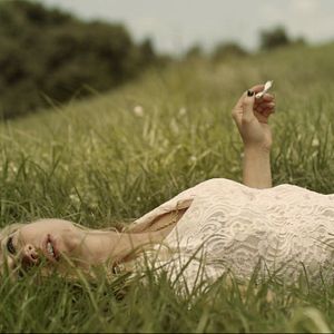 Bilder Not Waving But Drowning