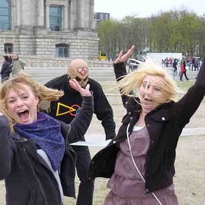 Bilder Astro-Zombies M4 - Invaders From Cyberspace