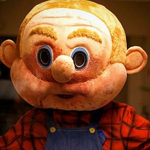 Bilder Famine - 20 Students, 20 Hours, 20 Horrible Ways to Die