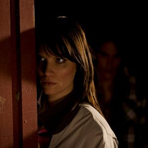 Bilder Behind Your Eyes