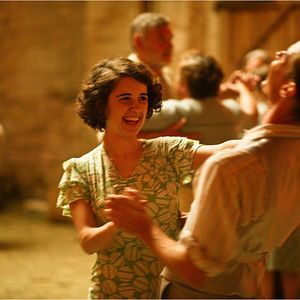 Bilder Cheerful Weather for the Wedding