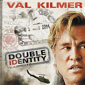 Bilder Double Identity - Zur falschen Zeit am falschen Ort