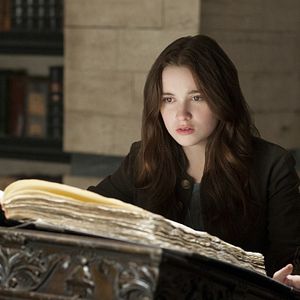 Bilder Alice Englert