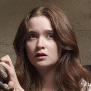 Bilder Alice Englert