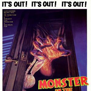 Bilder Überfall im Wandschrank