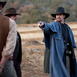 Bilder Heathens and Thieves - Das Glück ist mit dem Bösen