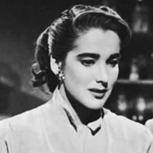 Bilder Julie Adams