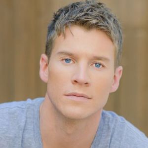 Bilder Chad Michael Collins