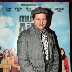 Bilder Glückliches Familienalbum