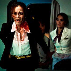 Bilder Dark Flight - Ghosts on a Plane