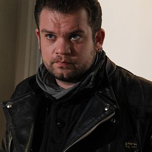 Bilder May I Kill U?