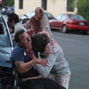 Bilder Zombie Invasion War