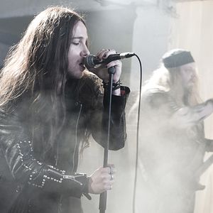 Bilder Happy Metal - All We Need Is Love!