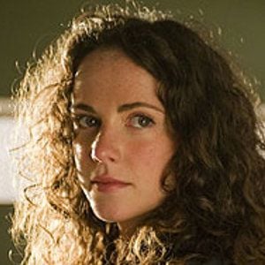 Bilder Amy Manson