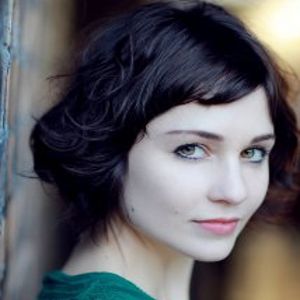 Bilder Tuppence Middleton