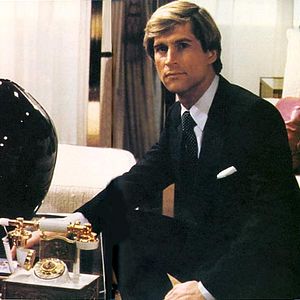 Bilder Simon MacCorkindale