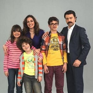 Bilder Bir Yastıkta