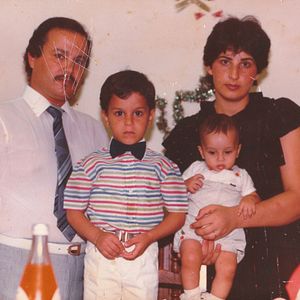 Bilder A World Not Ours