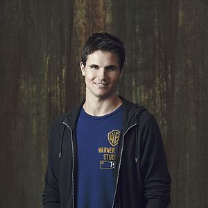 Bilder Robbie Amell