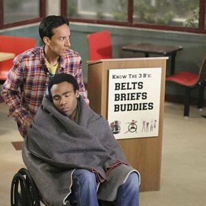 Bilder Danny Pudi