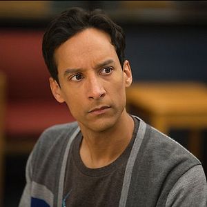 Bilder Danny Pudi
