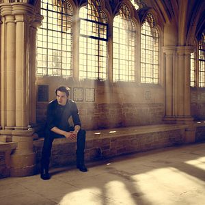 Bilder Dominic Sherwood