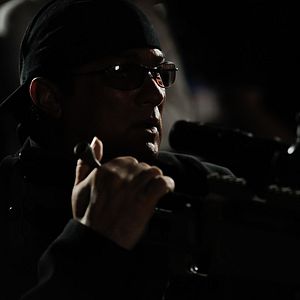 Bilder Violence Of Action - Im Fadenkreuz der Gewalt