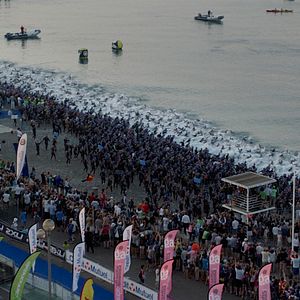 Bilder Mit ganzer Kraft