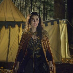 Bilder Adelaide Kane