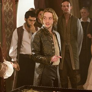 Bilder Toby Regbo