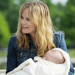 Bilder In der Falle der Leihmutter