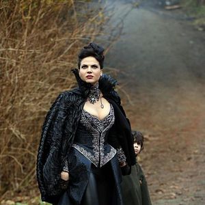 Bilder Lana Parrilla