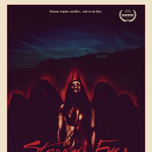 Bilder Starry Eyes - Träume erfordern Opfer