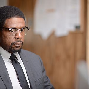 Bilder Two Men in Town