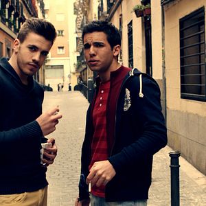 Bilder En Apatía (Secuelas del odio)