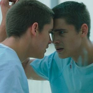 Bilder Brenton Thwaites