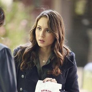 Bilder Troian Bellisario