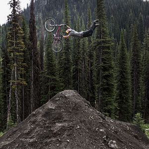 Bilder Brandon Semenuk's Rad Company