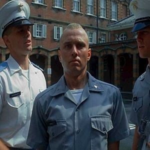 Bilder Verflucht sei, was stark macht