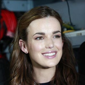 Bilder Elizabeth Henstridge