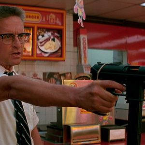 Bilder Falling Down - Ein ganz normaler Tag