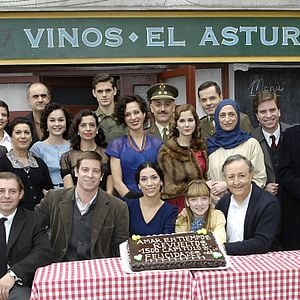 Bilder Amar en tiempos revueltos