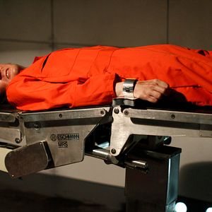 Bilder Anomaly - Jede Minute zählt