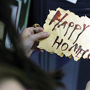 Bilder Bloody Homecoming