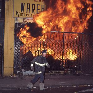 Bilder A Good Job: Stories of the FDNY